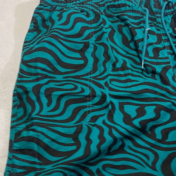 Dickies Men's Swim Trunks in Black and Teal size XXL - Picture 7 of 10